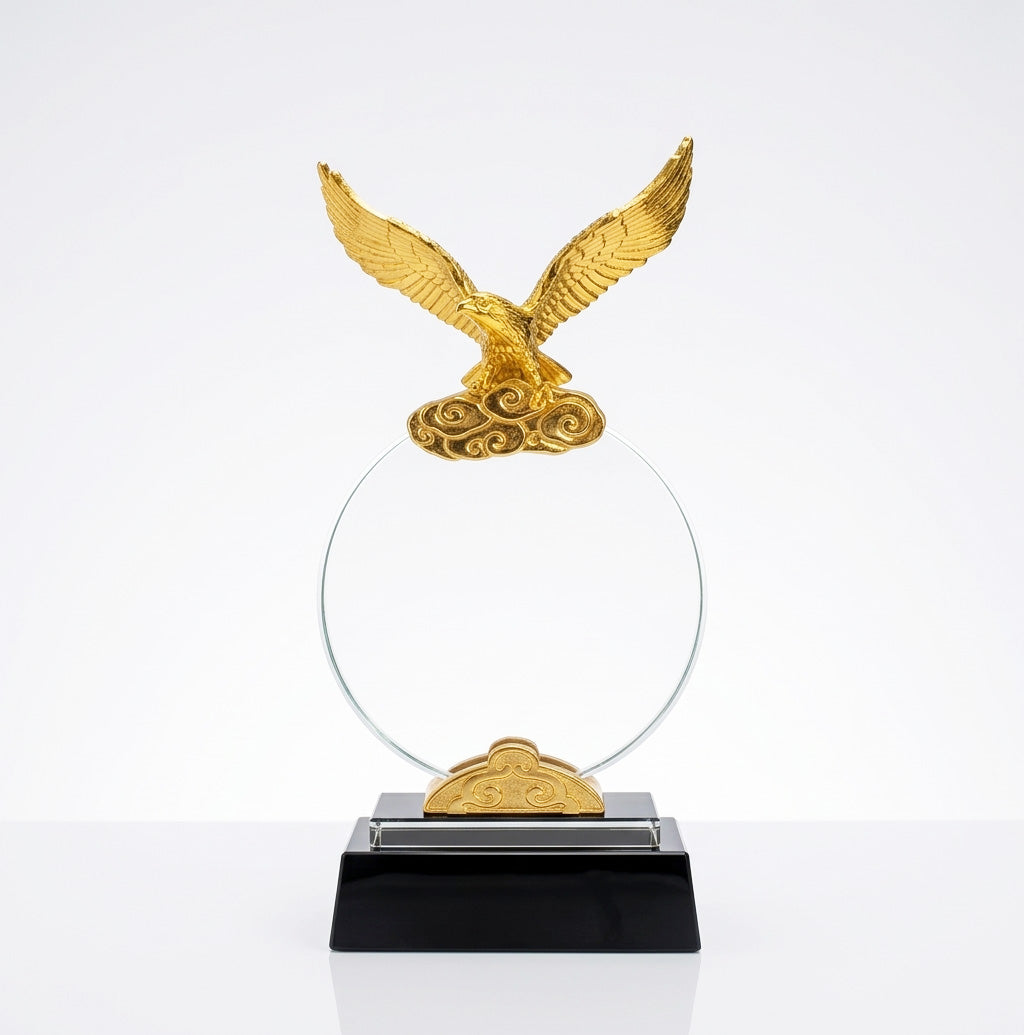 EAGLE CRYSTAL TROPHY DESIGN WITH A BLACK BASE ( LCR002 )