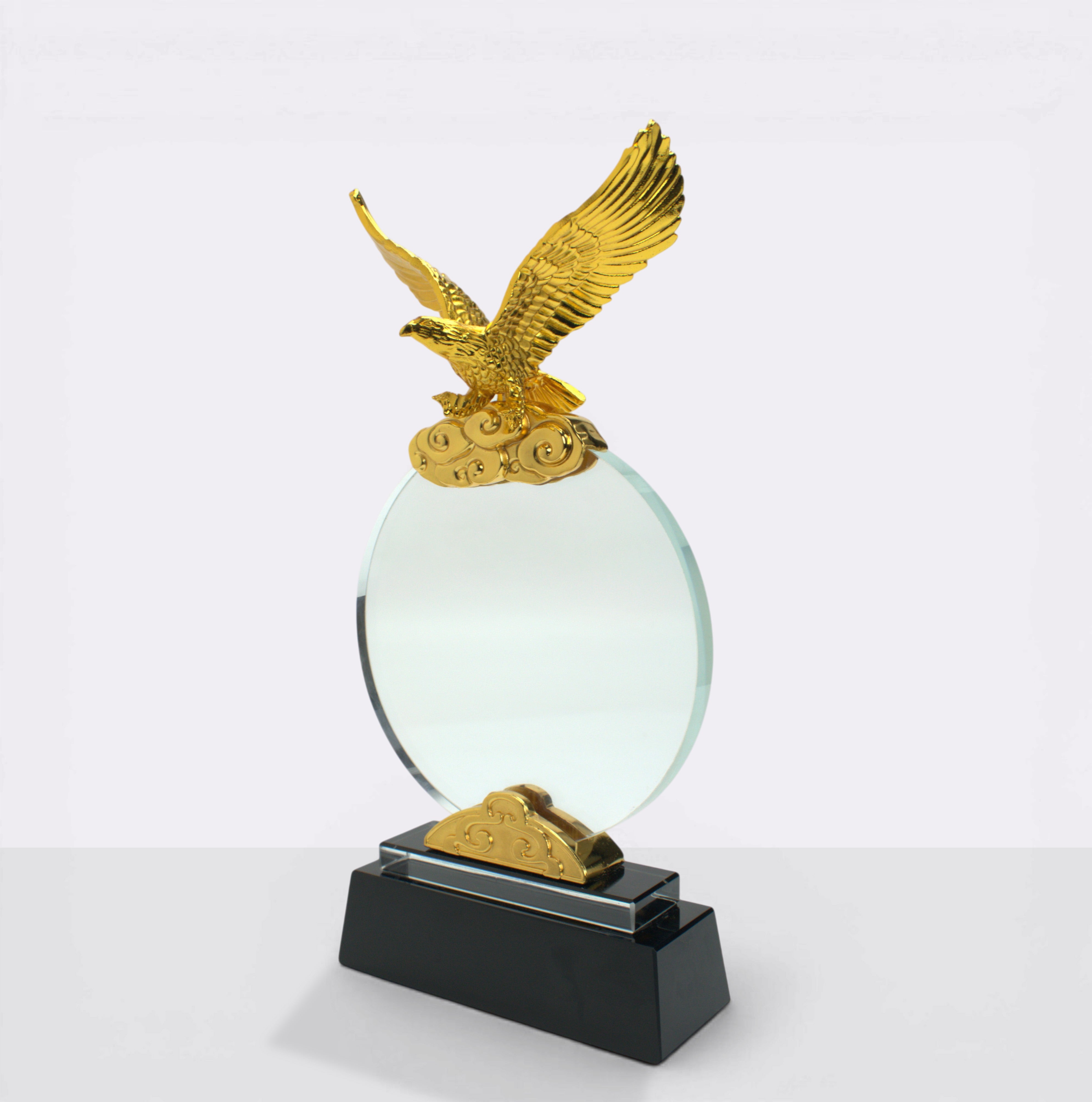 EAGLE CRYSTAL TROPHY DESIGN WITH A BLACK BASE ( LCR002 )