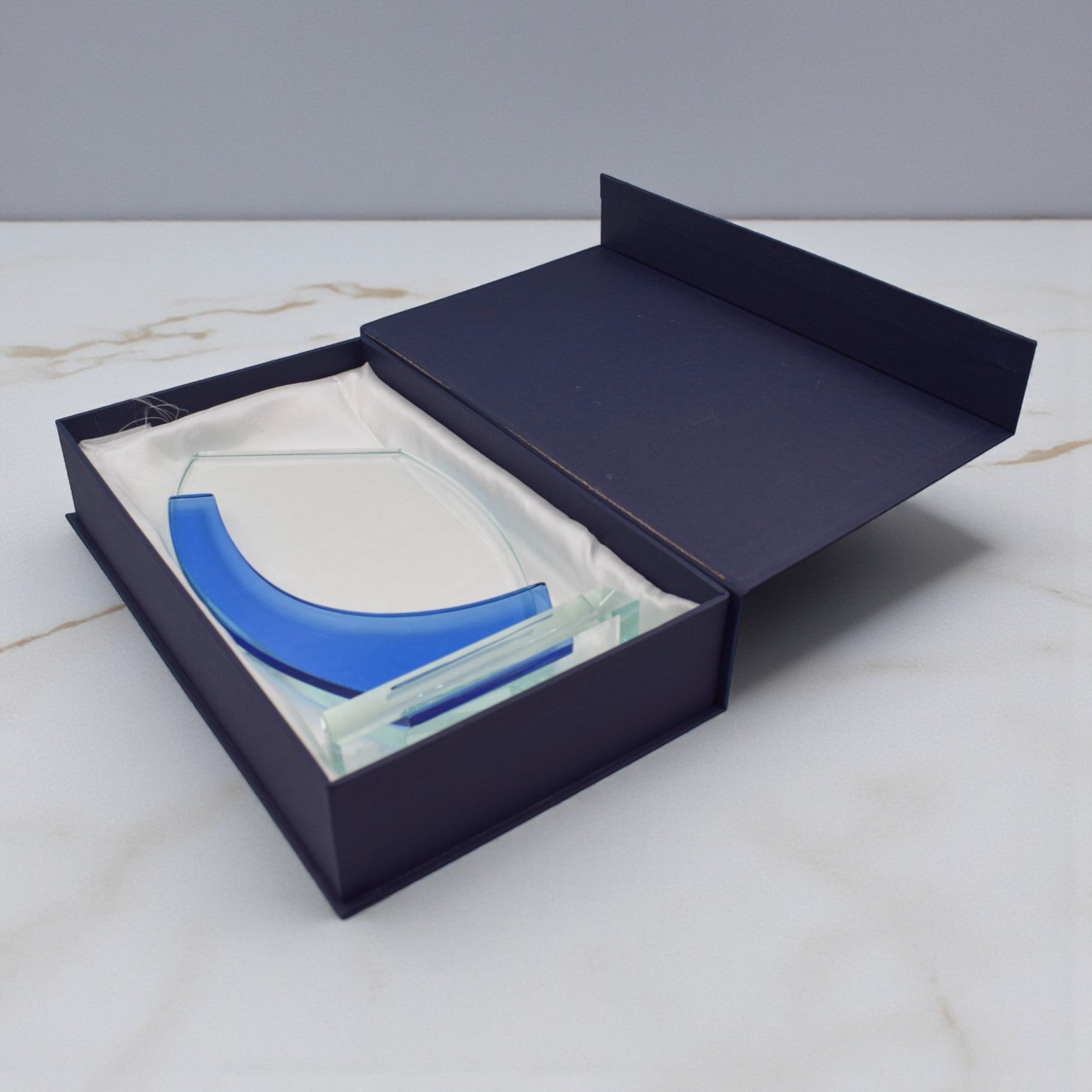 CRYSTAL AWARDS WITH BLUE DESIGN ON THE SIDE -DL 100639