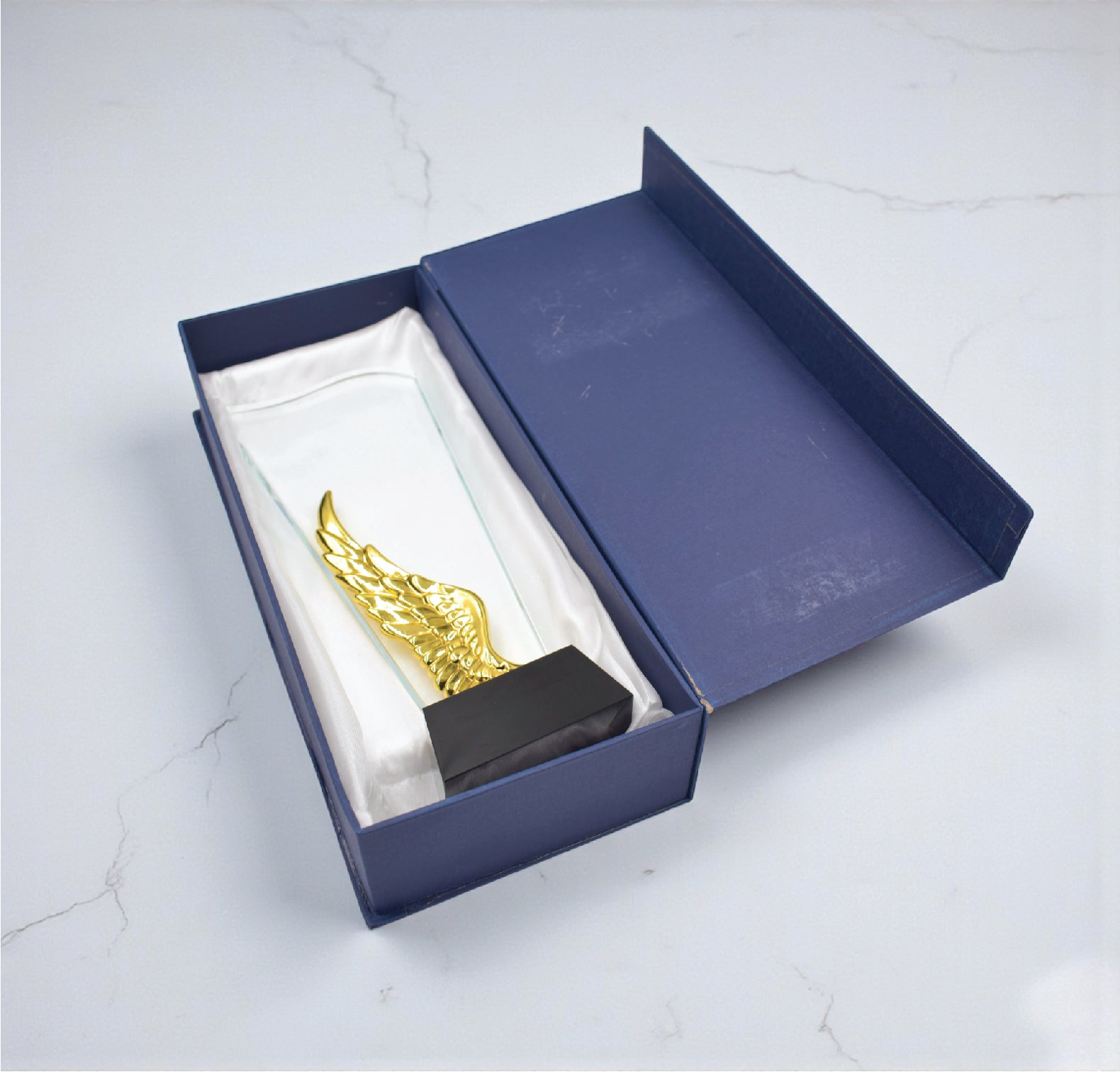 PREMIUM COLOR WING CRYSTAL  AWARD TROPHY  ( DL-88 -285 )