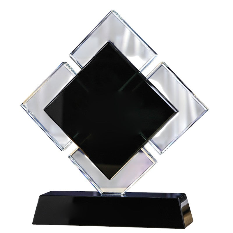 UNIQUE, MULTI-LAYERED SQUARE PATTERN IN CLEAR CRYSTAL TROPHY HK-B