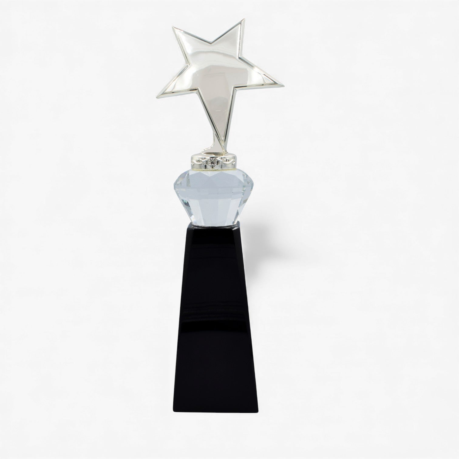 STAR DIAMOND CRYSTAL TROPHY WITH BLACK BASE -HK